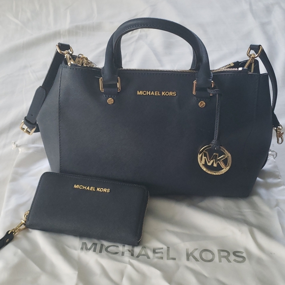 Michael Kors Handbag & Wallet